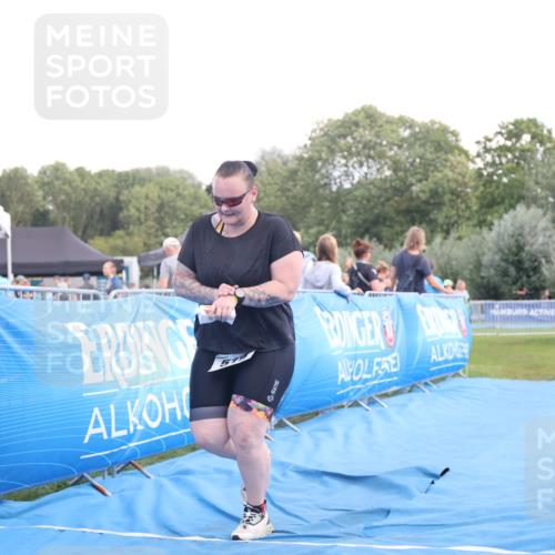 25.08.2024 - Elbe Triathlon Hamburg H.Heesch http://msf.ph/oto/6881651 25.08.2024 12:36:55 Ziel 519 meine-sportfotos.de