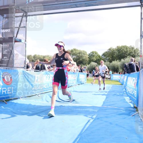 25.08.2024 - Elbe Triathlon Hamburg H.Heesch http://msf.ph/oto/6881656 25.08.2024 11:57:25 Ziel 1426, 1564, 1689, 1694 meine-sportfotos.de