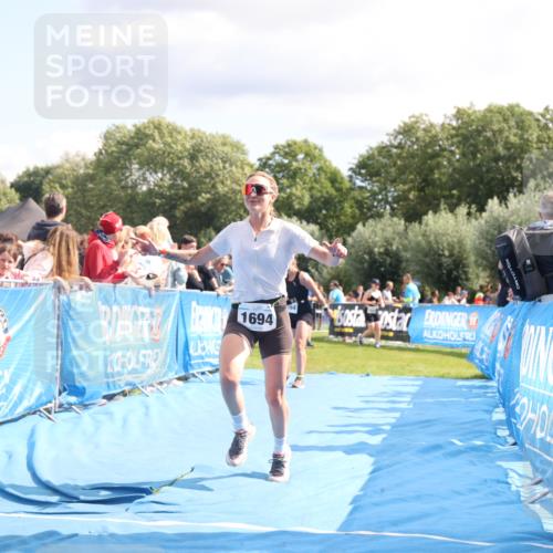 25.08.2024 - Elbe Triathlon Hamburg H.Heesch http://msf.ph/oto/6881660 25.08.2024 11:57:25 Ziel 1426, 1564, 1689, 1694 meine-sportfotos.de