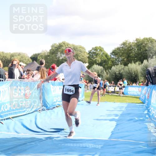 25.08.2024 - Elbe Triathlon Hamburg H.Heesch http://msf.ph/oto/6881673 25.08.2024 11:57:26 Ziel 1426, 1564, 1689, 1694 meine-sportfotos.de