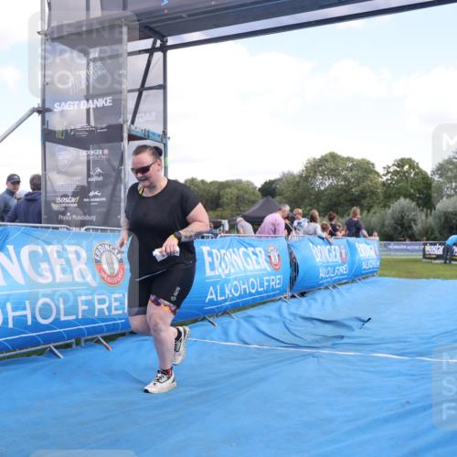 25.08.2024 - Elbe Triathlon Hamburg H.Heesch http://msf.ph/oto/6881679 25.08.2024 12:36:55 Ziel 519 meine-sportfotos.de