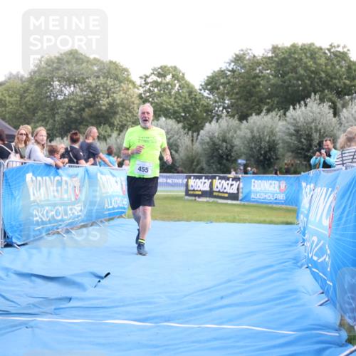 25.08.2024 - Elbe Triathlon Hamburg H.Heesch http://msf.ph/oto/6881694 25.08.2024 12:37:16 Ziel 455 meine-sportfotos.de