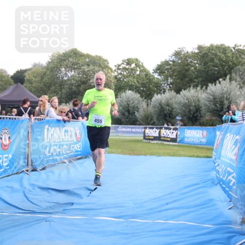 25.08.2024 - Elbe Triathlon Hamburg H.Heesch http://msf.ph/oto/6881704 25.08.2024 12:37:17 Ziel 455 meine-sportfotos.de
