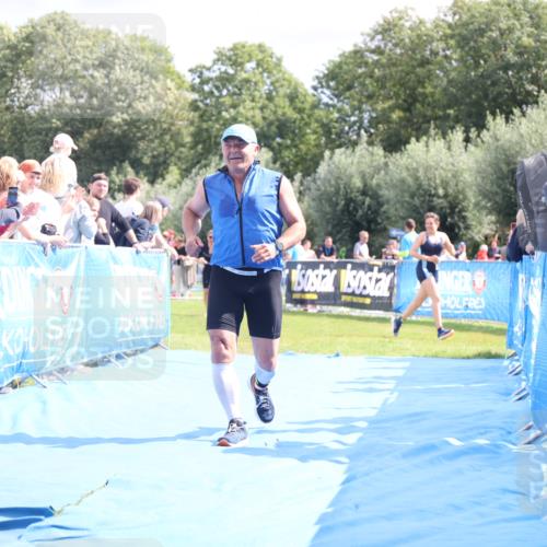 25.08.2024 - Elbe Triathlon Hamburg H.Heesch http://msf.ph/oto/6881722 25.08.2024 11:57:32 Ziel 1426, 1544, 1564, 1694 meine-sportfotos.de