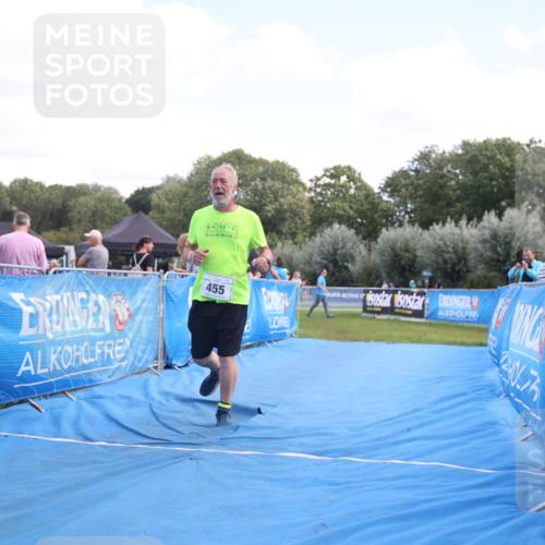 25.08.2024 - Elbe Triathlon Hamburg H.Heesch http://msf.ph/oto/6881725 25.08.2024 12:37:18 Ziel 455 meine-sportfotos.de