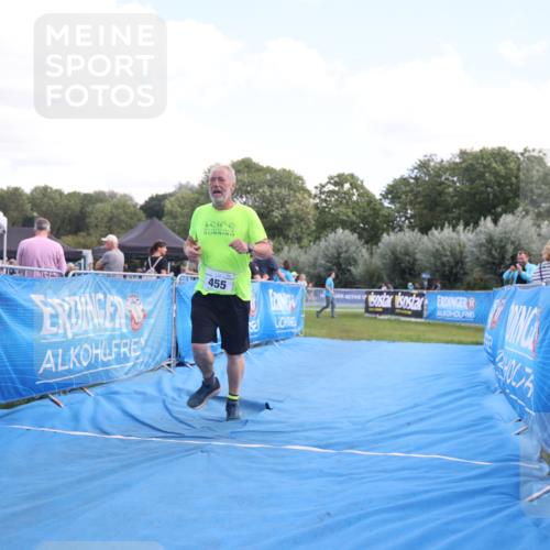 25.08.2024 - Elbe Triathlon Hamburg H.Heesch http://msf.ph/oto/6881730 25.08.2024 12:37:18 Ziel 455 meine-sportfotos.de