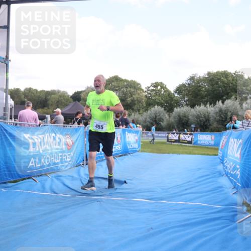 25.08.2024 - Elbe Triathlon Hamburg H.Heesch http://msf.ph/oto/6881733 25.08.2024 12:37:18 Ziel 455 meine-sportfotos.de