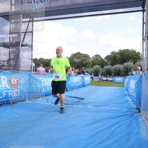 25.08.2024 - Elbe Triathlon Hamburg H.Heesch http://msf.ph/oto/6881743 25.08.2024 12:37:18 Ziel 455 meine-sportfotos.de