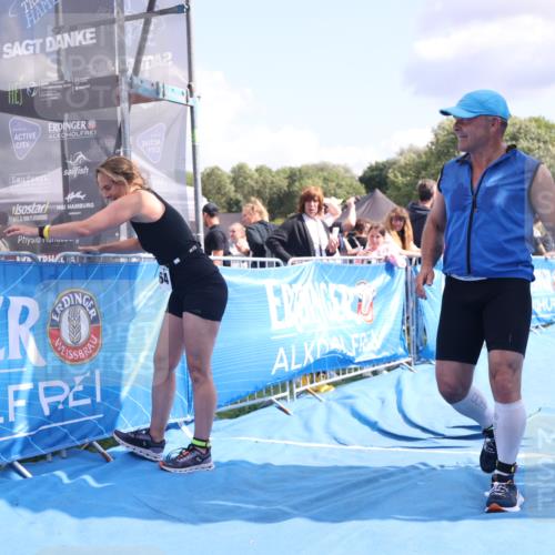 25.08.2024 - Elbe Triathlon Hamburg H.Heesch http://msf.ph/oto/6881755 25.08.2024 11:57:34 Ziel 1426, 1517, 1544, 1564 meine-sportfotos.de