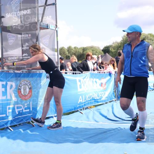 25.08.2024 - Elbe Triathlon Hamburg H.Heesch http://msf.ph/oto/6881757 25.08.2024 11:57:34 Ziel 1426, 1517, 1544, 1564 meine-sportfotos.de