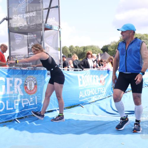 25.08.2024 - Elbe Triathlon Hamburg H.Heesch http://msf.ph/oto/6881762 25.08.2024 11:57:35 Ziel 676, 1426, 1517, 1544, 1564 meine-sportfotos.de