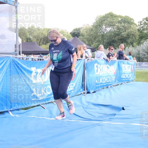 25.08.2024 - Elbe Triathlon Hamburg H.Heesch http://msf.ph/oto/6881769 25.08.2024 12:38:12 Ziel 1675 meine-sportfotos.de