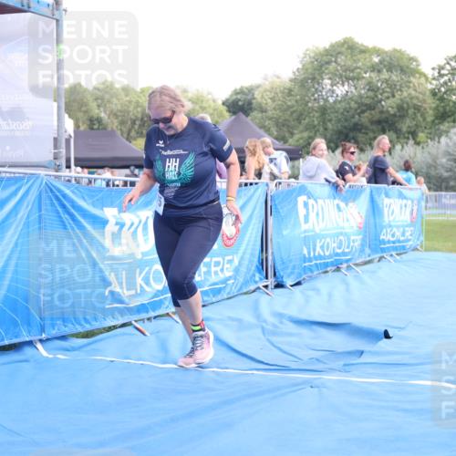 25.08.2024 - Elbe Triathlon Hamburg H.Heesch http://msf.ph/oto/6881771 25.08.2024 12:38:12 Ziel 1675 meine-sportfotos.de