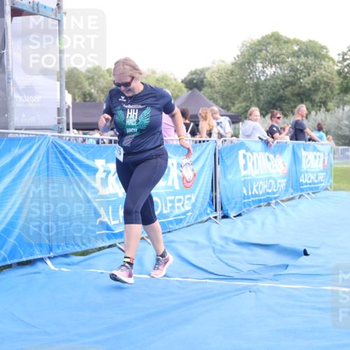 25.08.2024 - Elbe Triathlon Hamburg H.Heesch http://msf.ph/oto/6881775 25.08.2024 12:38:12 Ziel 1675 meine-sportfotos.de