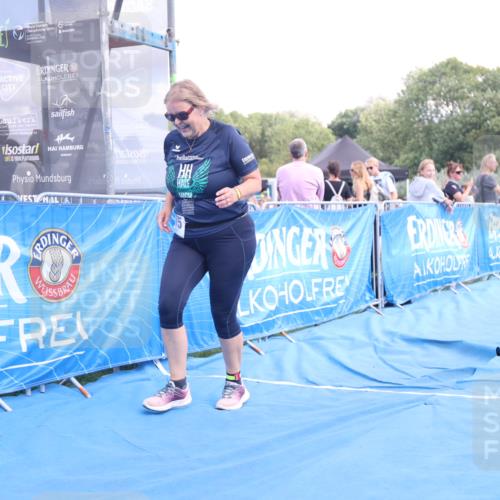 25.08.2024 - Elbe Triathlon Hamburg H.Heesch http://msf.ph/oto/6881787 25.08.2024 12:38:12 Ziel 1675 meine-sportfotos.de