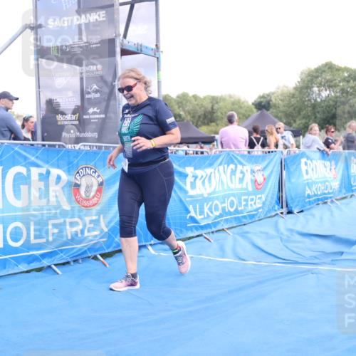 25.08.2024 - Elbe Triathlon Hamburg H.Heesch http://msf.ph/oto/6881795 25.08.2024 12:38:12 Ziel 1675 meine-sportfotos.de