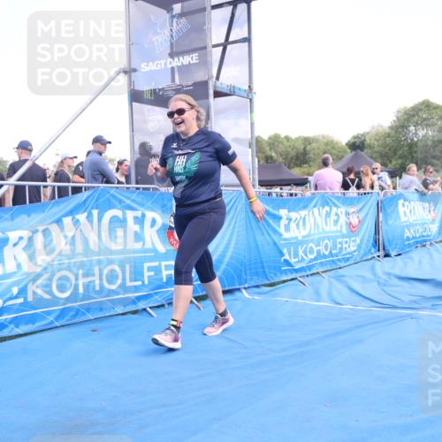 25.08.2024 - Elbe Triathlon Hamburg H.Heesch http://msf.ph/oto/6881805 25.08.2024 12:38:13 Ziel 1675 meine-sportfotos.de