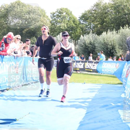 25.08.2024 - Elbe Triathlon Hamburg H.Heesch http://msf.ph/oto/6881825 25.08.2024 11:57:41 Ziel 676, 1517, 1544 meine-sportfotos.de