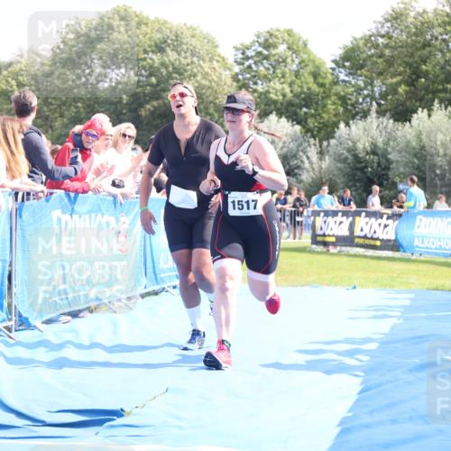 25.08.2024 - Elbe Triathlon Hamburg H.Heesch http://msf.ph/oto/6881836 25.08.2024 11:57:42 Ziel 676, 1517, 1544 meine-sportfotos.de