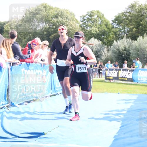 25.08.2024 - Elbe Triathlon Hamburg H.Heesch http://msf.ph/oto/6881838 25.08.2024 11:57:42 Ziel 676, 1517, 1544 meine-sportfotos.de