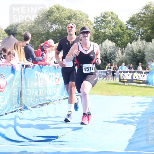 25.08.2024 - Elbe Triathlon Hamburg H.Heesch http://msf.ph/oto/6881843 25.08.2024 11:57:42 Ziel 676, 1517, 1544 meine-sportfotos.de