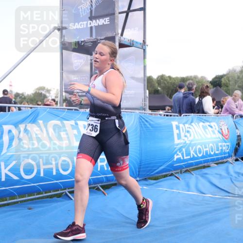 25.08.2024 - Elbe Triathlon Hamburg H.Heesch http://msf.ph/oto/6881871 25.08.2024 12:38:49 Ziel 1736 meine-sportfotos.de