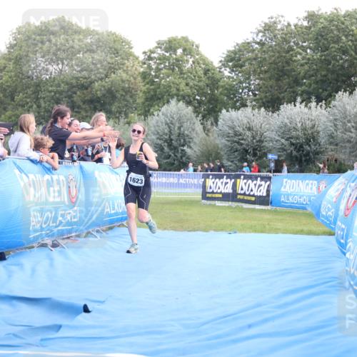 25.08.2024 - Elbe Triathlon Hamburg H.Heesch http://msf.ph/oto/6881873 25.08.2024 12:38:57 Ziel  meine-sportfotos.de