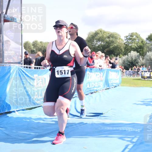 25.08.2024 - Elbe Triathlon Hamburg H.Heesch http://msf.ph/oto/6881880 25.08.2024 11:57:43 Ziel 676, 1517, 1544 meine-sportfotos.de