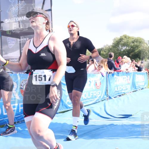 25.08.2024 - Elbe Triathlon Hamburg H.Heesch http://msf.ph/oto/6881891 25.08.2024 11:57:44 Ziel 676, 1517, 1544 meine-sportfotos.de