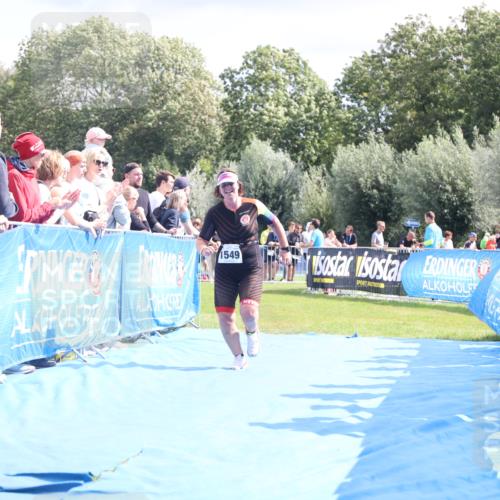 25.08.2024 - Elbe Triathlon Hamburg H.Heesch http://msf.ph/oto/6881902 25.08.2024 11:58:02 Ziel 1549 meine-sportfotos.de