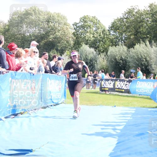 25.08.2024 - Elbe Triathlon Hamburg H.Heesch http://msf.ph/oto/6881906 25.08.2024 11:58:02 Ziel 1549 meine-sportfotos.de
