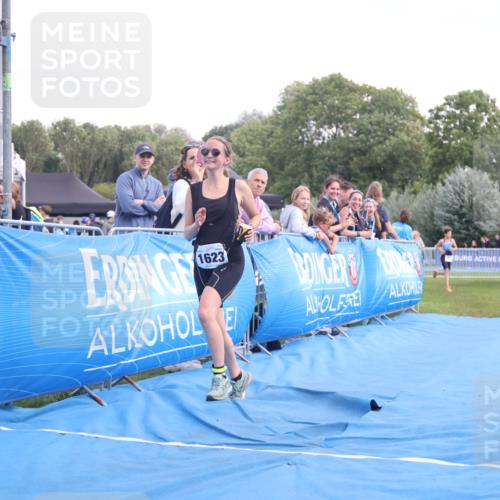 25.08.2024 - Elbe Triathlon Hamburg H.Heesch http://msf.ph/oto/6881908 25.08.2024 12:38:58 Ziel  meine-sportfotos.de