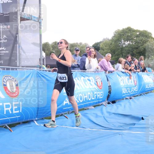 25.08.2024 - Elbe Triathlon Hamburg H.Heesch http://msf.ph/oto/6881924 25.08.2024 12:38:58 Ziel  meine-sportfotos.de