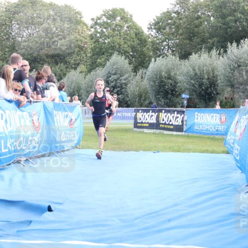25.08.2024 - Elbe Triathlon Hamburg H.Heesch http://msf.ph/oto/6881945 25.08.2024 12:40:51 Ziel 1723, 1759 meine-sportfotos.de