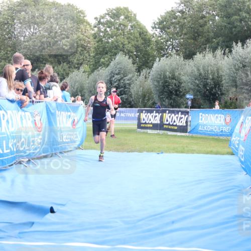 25.08.2024 - Elbe Triathlon Hamburg H.Heesch http://msf.ph/oto/6881950 25.08.2024 12:40:51 Ziel 1723, 1759 meine-sportfotos.de