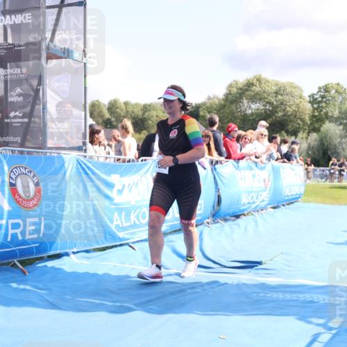25.08.2024 - Elbe Triathlon Hamburg H.Heesch http://msf.ph/oto/6881951 25.08.2024 11:58:03 Ziel 1549 meine-sportfotos.de