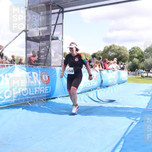 25.08.2024 - Elbe Triathlon Hamburg H.Heesch http://msf.ph/oto/6881962 25.08.2024 11:58:04 Ziel 1475, 1549 meine-sportfotos.de