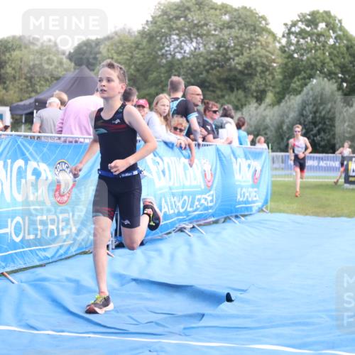 25.08.2024 - Elbe Triathlon Hamburg H.Heesch http://msf.ph/oto/6881971 25.08.2024 12:40:53 Ziel 1723, 1754, 1759 meine-sportfotos.de