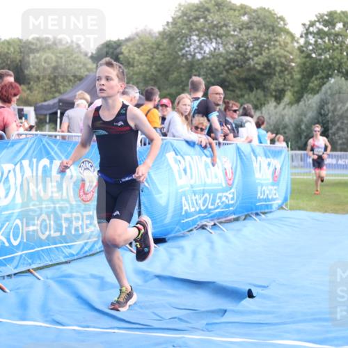 25.08.2024 - Elbe Triathlon Hamburg H.Heesch http://msf.ph/oto/6881974 25.08.2024 12:40:53 Ziel 1723, 1754, 1759 meine-sportfotos.de