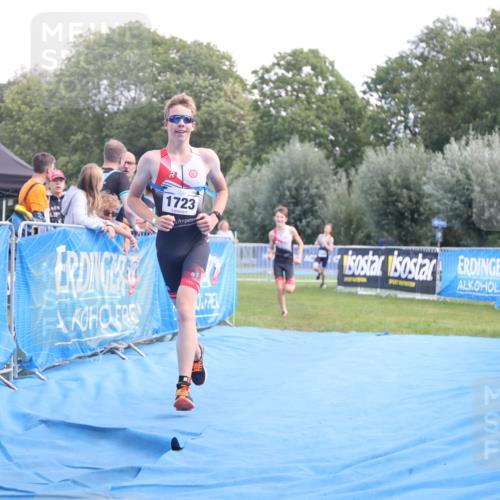 25.08.2024 - Elbe Triathlon Hamburg H.Heesch http://msf.ph/oto/6881984 25.08.2024 12:40:57 Ziel 1723, 1743, 1754, 1759 meine-sportfotos.de
