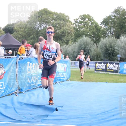 25.08.2024 - Elbe Triathlon Hamburg H.Heesch http://msf.ph/oto/6881992 25.08.2024 12:40:57 Ziel 1723, 1743, 1754, 1759 meine-sportfotos.de