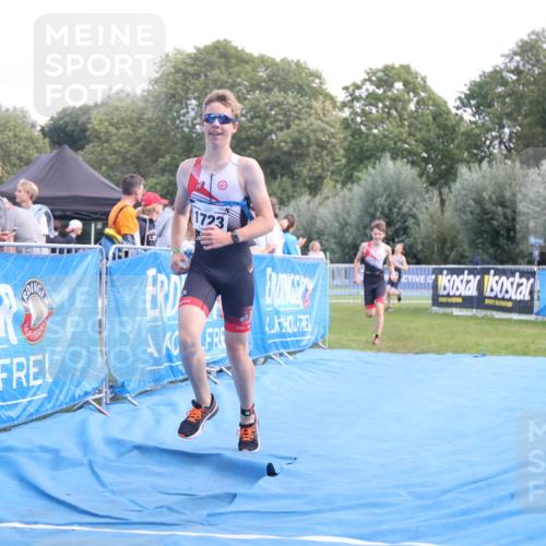 25.08.2024 - Elbe Triathlon Hamburg H.Heesch http://msf.ph/oto/6881996 25.08.2024 12:40:57 Ziel 1723, 1743, 1754, 1759 meine-sportfotos.de