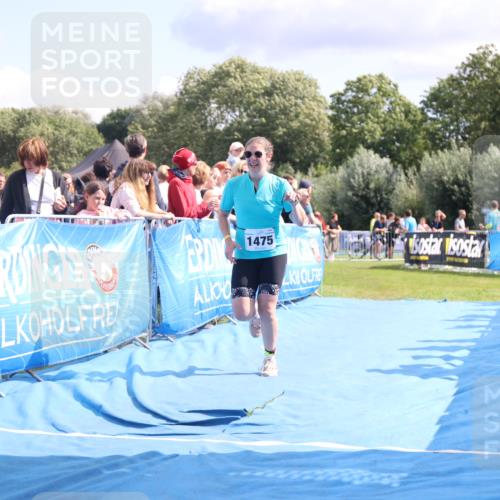 25.08.2024 - Elbe Triathlon Hamburg H.Heesch http://msf.ph/oto/6881997 25.08.2024 11:58:11 Ziel 1475, 1549, 1658 meine-sportfotos.de