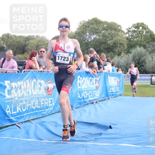25.08.2024 - Elbe Triathlon Hamburg H.Heesch http://msf.ph/oto/6882014 25.08.2024 12:40:57 Ziel 1723, 1743, 1754, 1759 meine-sportfotos.de