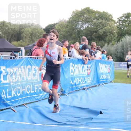 25.08.2024 - Elbe Triathlon Hamburg H.Heesch http://msf.ph/oto/6882046 25.08.2024 12:41:00 Ziel 1723, 1743, 1754, 1759 meine-sportfotos.de