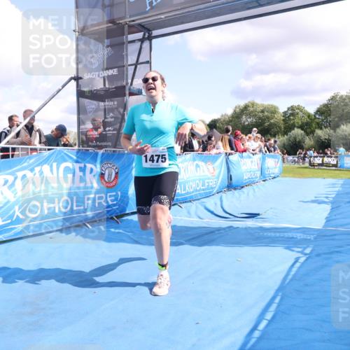 25.08.2024 - Elbe Triathlon Hamburg H.Heesch http://msf.ph/oto/6882049 25.08.2024 11:58:12 Ziel 1475, 1658 meine-sportfotos.de