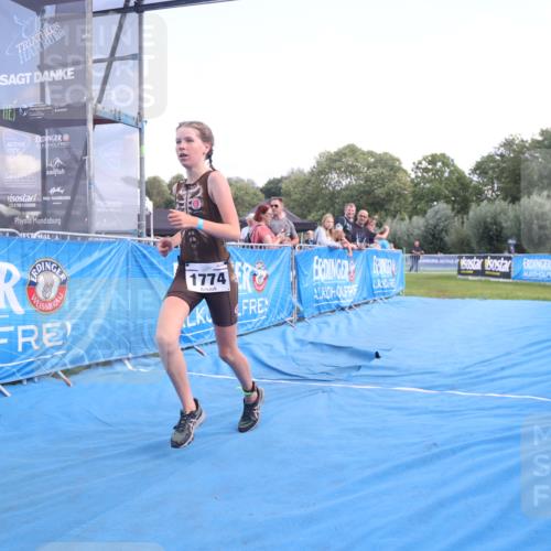 25.08.2024 - Elbe Triathlon Hamburg H.Heesch http://msf.ph/oto/6882163 25.08.2024 12:43:22 Ziel 1774 meine-sportfotos.de