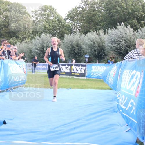 25.08.2024 - Elbe Triathlon Hamburg H.Heesch http://msf.ph/oto/6882166 25.08.2024 12:43:42 Ziel 1779 meine-sportfotos.de