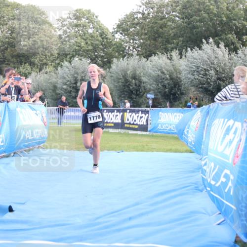 25.08.2024 - Elbe Triathlon Hamburg H.Heesch http://msf.ph/oto/6882167 25.08.2024 12:43:42 Ziel 1779 meine-sportfotos.de