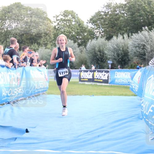 25.08.2024 - Elbe Triathlon Hamburg H.Heesch http://msf.ph/oto/6882170 25.08.2024 12:43:43 Ziel 1779 meine-sportfotos.de